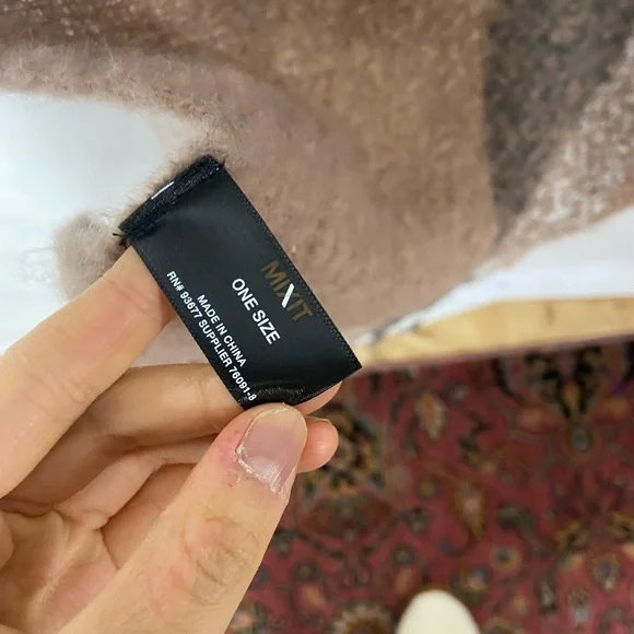 SALE Chunky Knit Khakis Tan Plaid Scarf - Picture 10 of 10